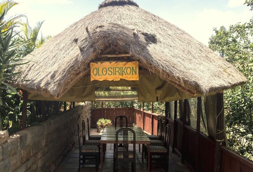 هتل The Old Kings Lodge And Resort