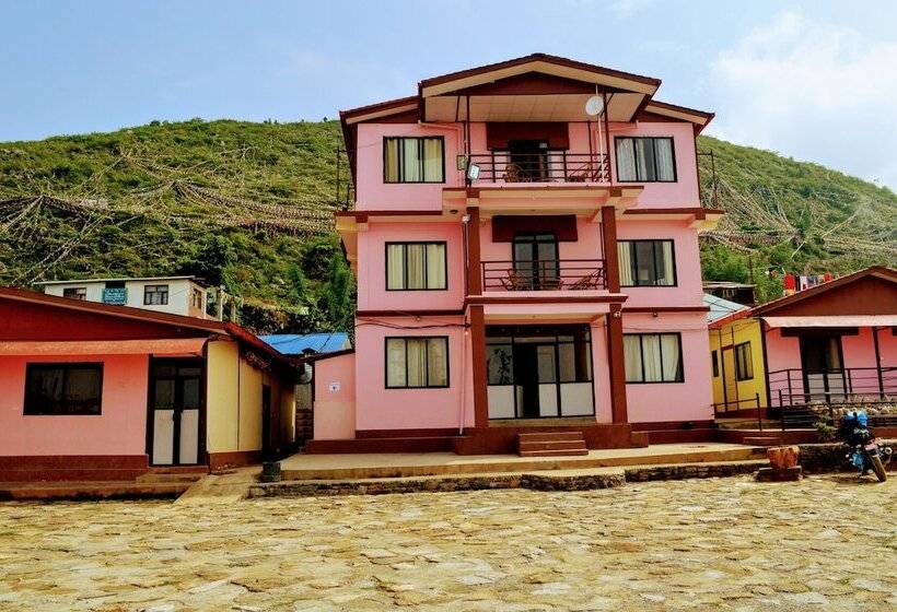 هتل Zambala Halesi Resort