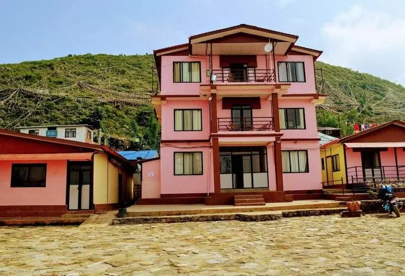 هتل Zambala Halesi Resort