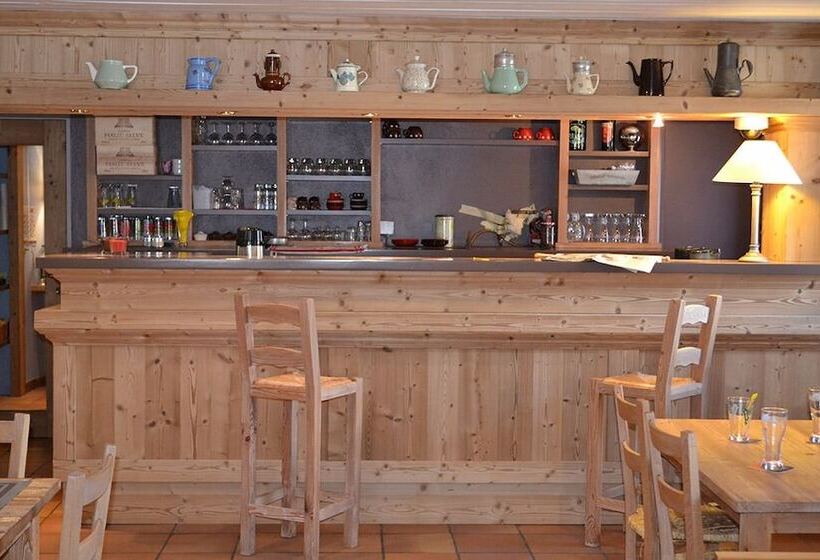 Hôtel Restaurant L Adray