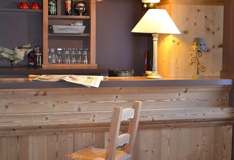 Hôtel Restaurant L Adray