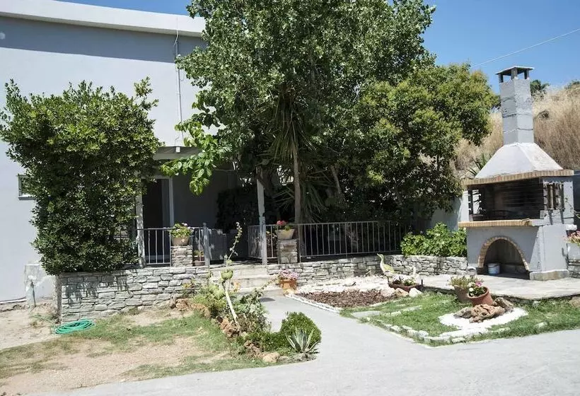 Majatalo Filia Rooms & Apartments