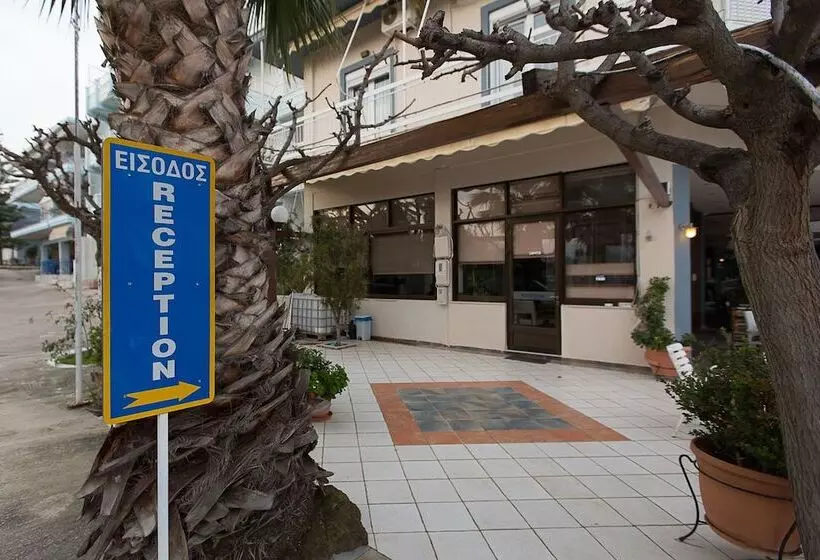 Majatalo Flisvos Rooms