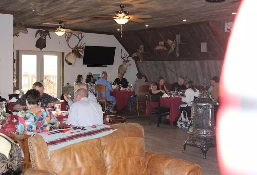 Majatalo Monster Lake Ranch