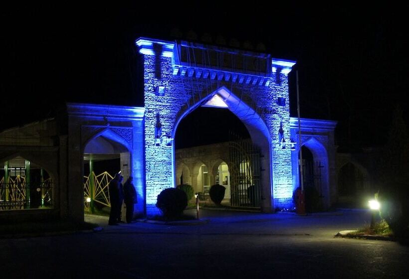 استراحتگاه Atlant Holiday Village