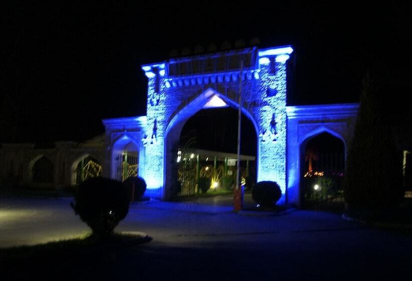 استراحتگاه Atlant Holiday Village