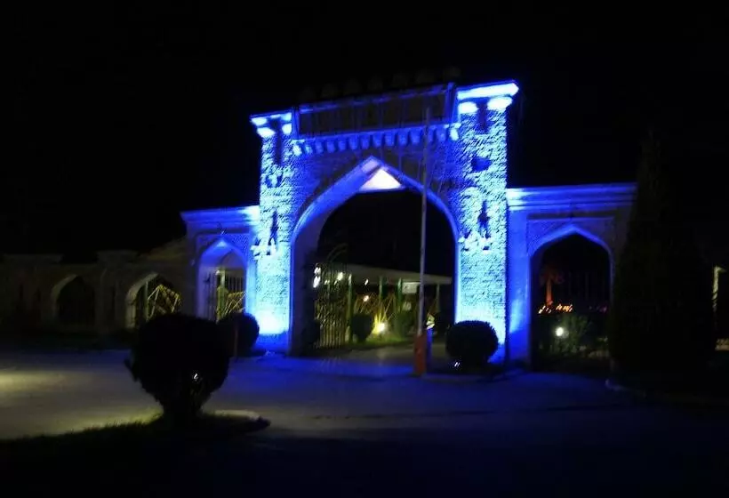 استراحتگاه Atlant Holiday Village
