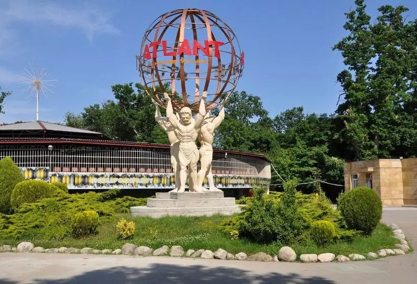 استراحتگاه Atlant Holiday Village