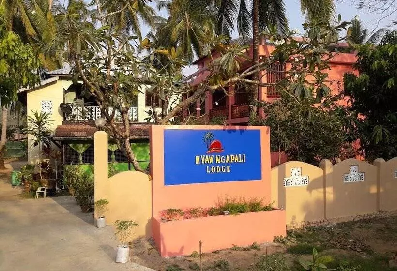 Seasons Hotels And Resort  Ngapali