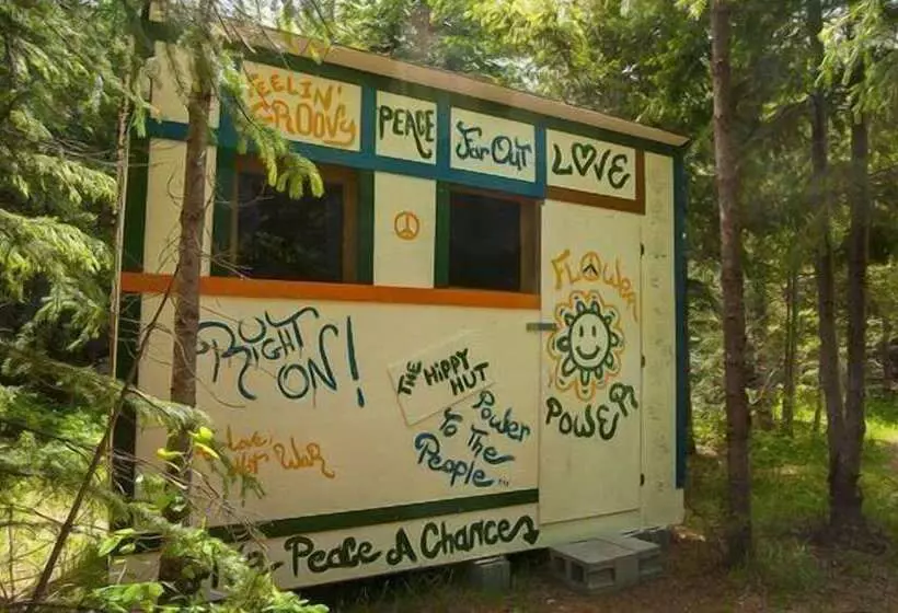 Retkeilymaja Rocky Mountain Bunkies