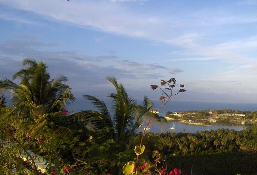 تختخواب و صبحانه Suites La Colline