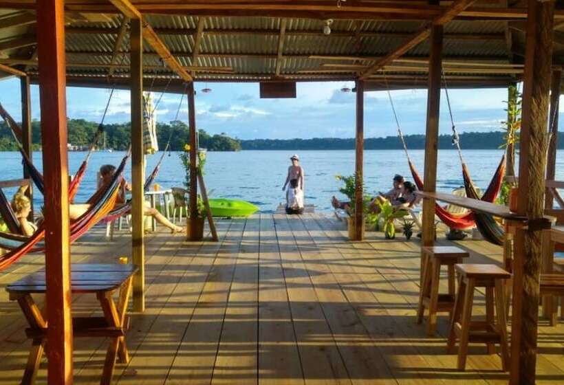 مسافرخانه El Jaguar