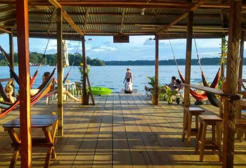 簡易ホテル El Jaguar