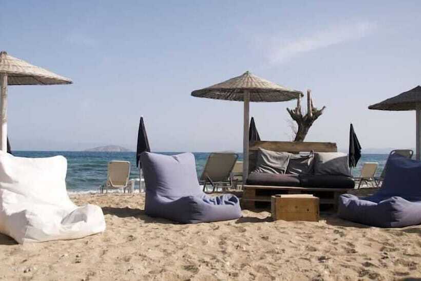 בית מלון כפרי Akrogiali