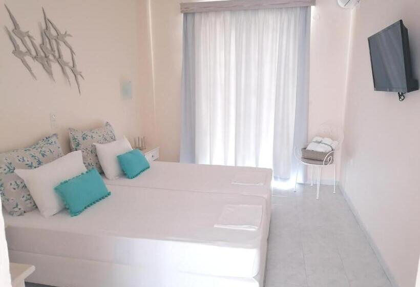 בית מלון כפרי Akrogiali