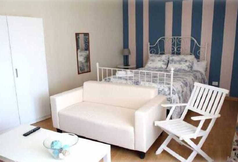 فندق Alojamientos Estela