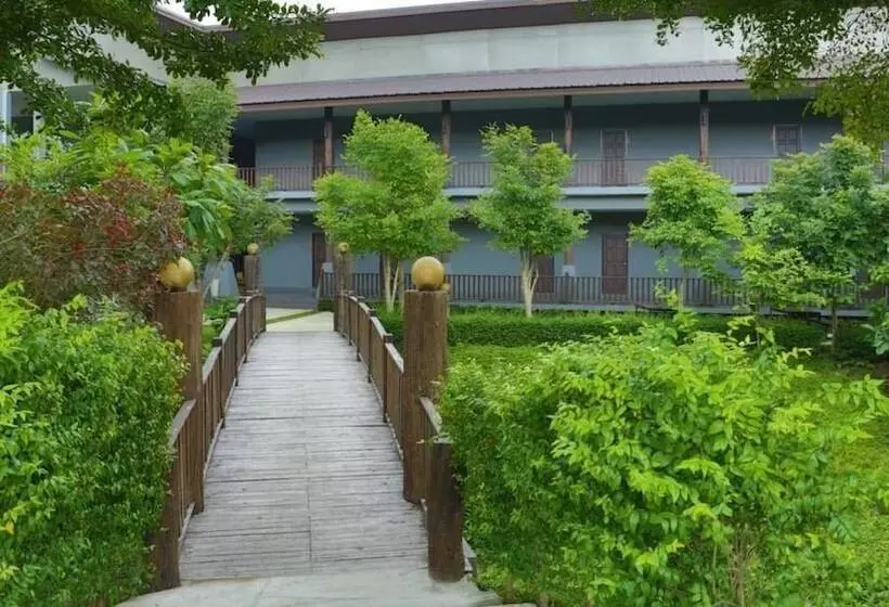 Hotelli Baan Pailyn Resort Lamphun