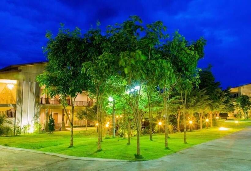 ホテル Baan Pailyn Resort Lamphun