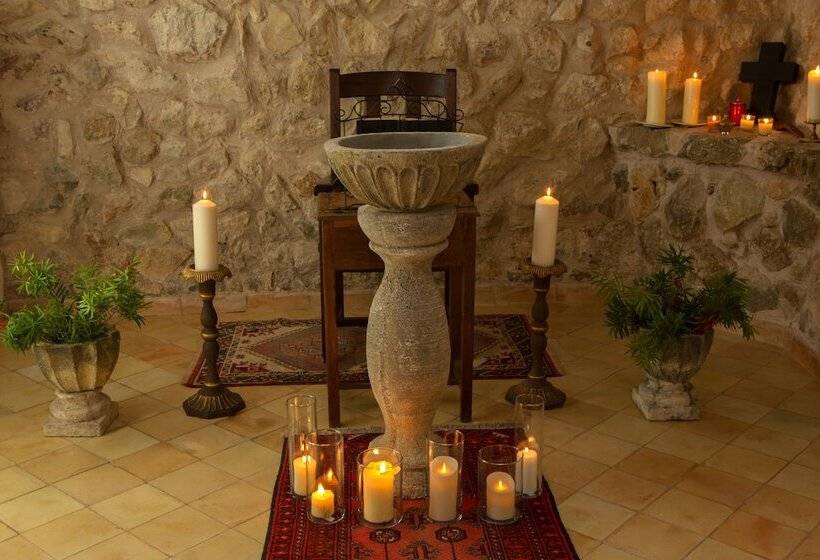 هتل Casa Font I Roig