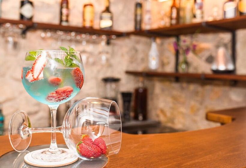 هتل Casa Font I Roig