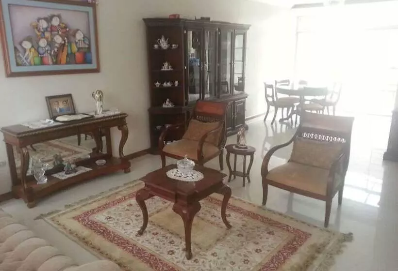 هتل Casas Del Rio