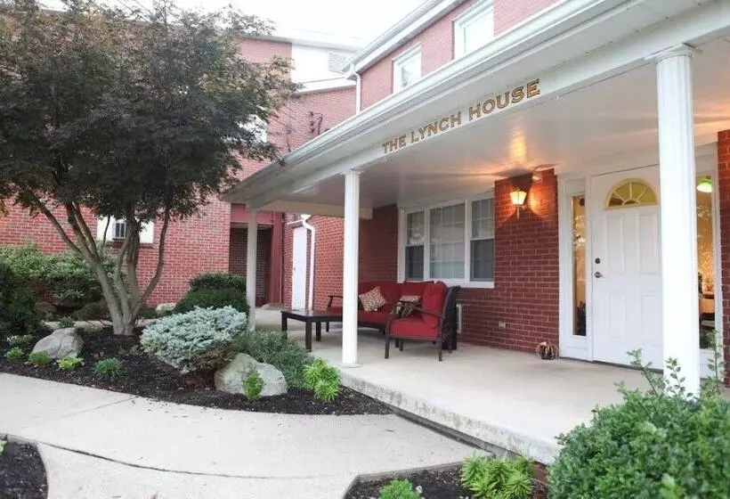 Hotelli Champion Lakes Golf Resort