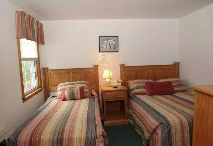 Hotelli Champion Lakes Golf Resort