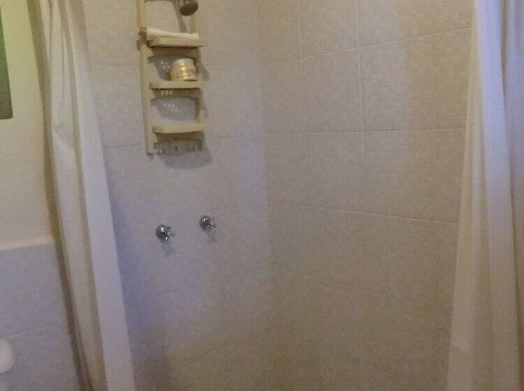 ホテル Charlie Suites Ayampe