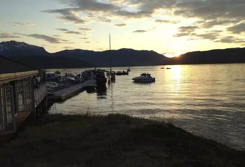 Hotelli Garsnes Brygge