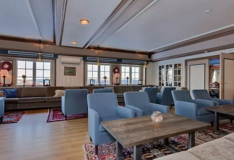 ホテル Gomobu Fjellstue