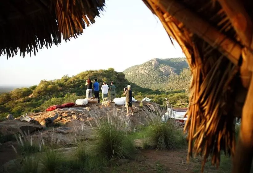 هتل H12 Kipalo Hills