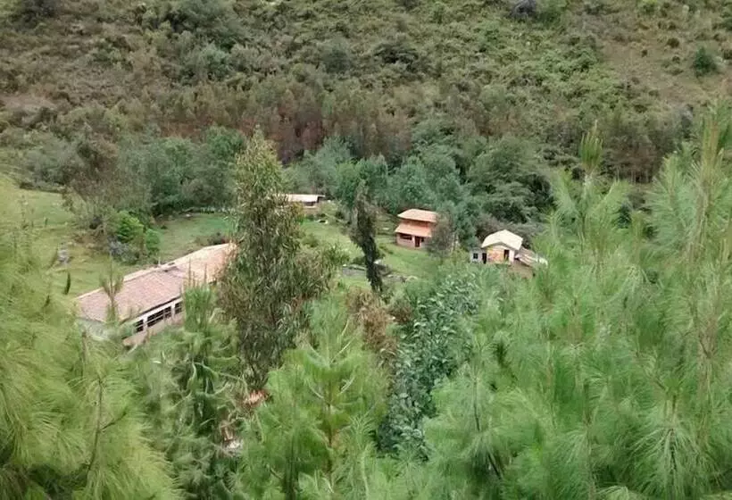 Hotelli Hospedaje Illariy