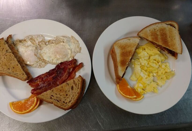 ホテル Lakewood Lodge & Restaurant