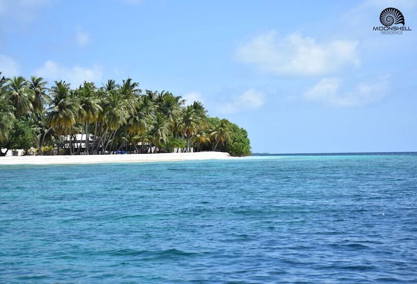 هتل Moonshell Residence