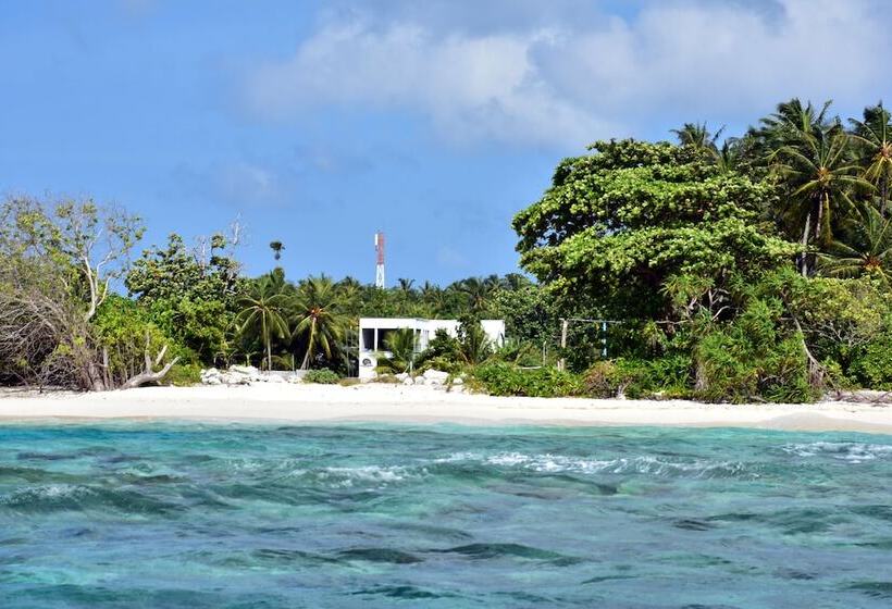 هتل Moonshell Residence