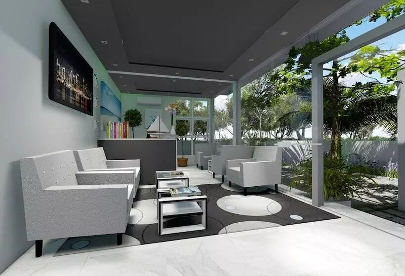 هتل Moonshell Residence