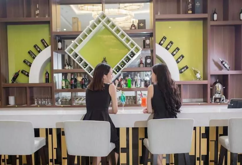 هتل Muong Thanh Luxury Ha Nam