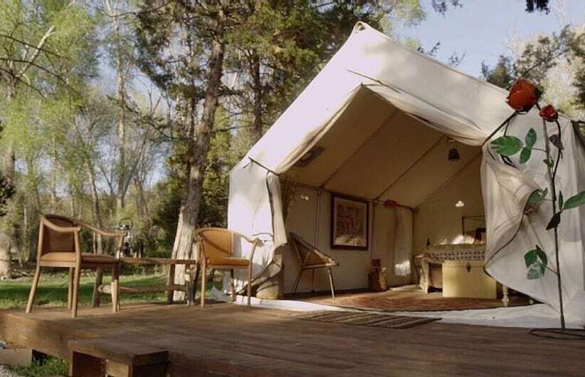 فندق Norwegian Wood Ranch