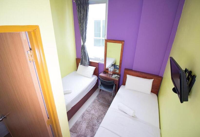 ホテル Saujana City