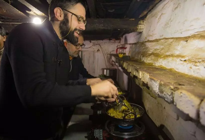 هتل Panauti Community Homestay