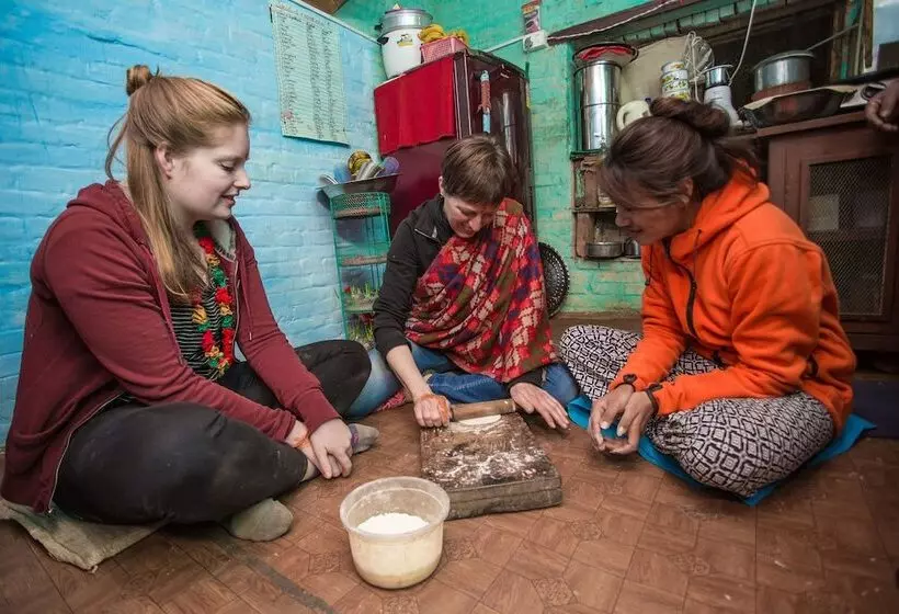 هتل Panauti Community Homestay