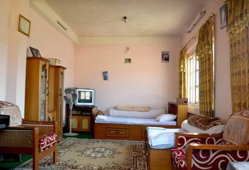 هتل Panauti Community Homestay