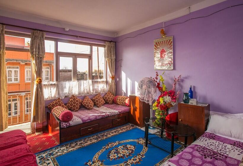 هتل Panauti Community Homestay