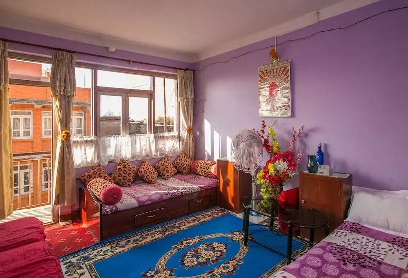 هتل Panauti Community Homestay