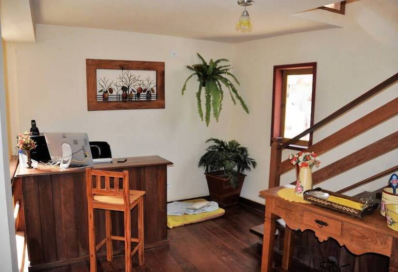 호텔 Pousada Astral De Minas