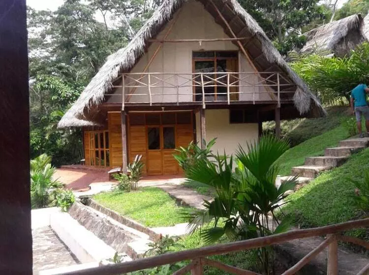 ホテル Pumarinri Amazon Lodge