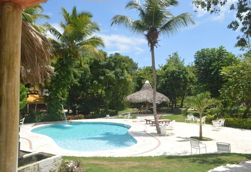 هتل Rancho Don Cesar