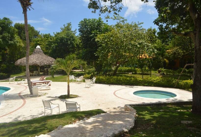 هتل Rancho Don Cesar