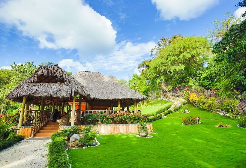 هتل Rancho Don Cesar