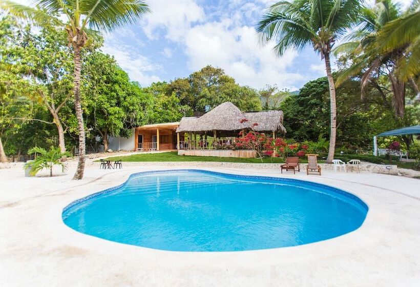 هتل Rancho Don Cesar